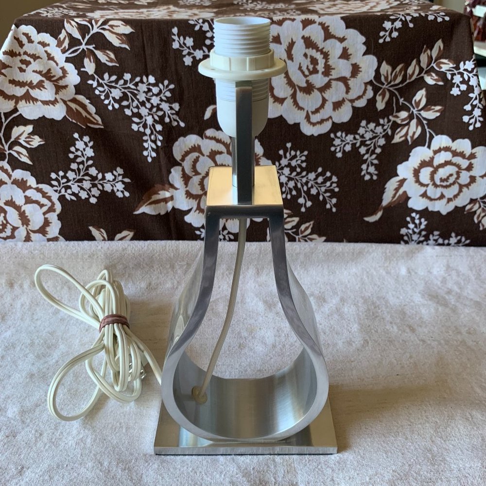 IKEA lamb base Klabb silver metal